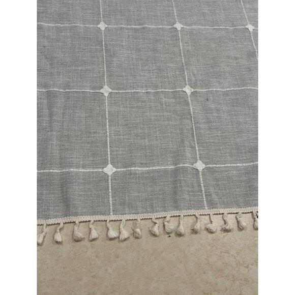 Tablecloth set grey and white patterned or throw blanket rectangular tassels - Picture 4 of 9